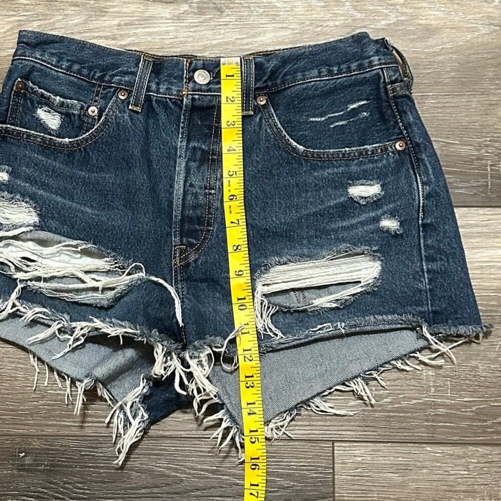Levi's 501 Original Distressed Cut Off Denim Shorts Women's W30 Button Fly - Picture 10 of 11